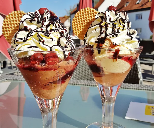 ice cream, cream, berry, fruit, dessert, vanilla icecream, milk, dairy product, snack, nature, nibble, summer, ice cream specialty, glass, cute, decoration, food, sundae, sweet dish, ice cream cone, feasting, ice cream parlor, enjoy, yummy, chocolate, waffle, ch, ice cream flavors, freezing, chilled. The margin math behind an ice cream shop